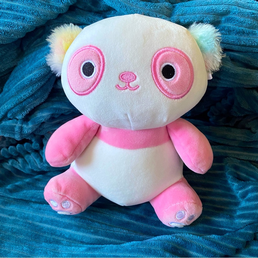 SQUISHMALLOWS TARGET EXCLUSIVE Kaldette the Pink Panda Squeezemallow 7”